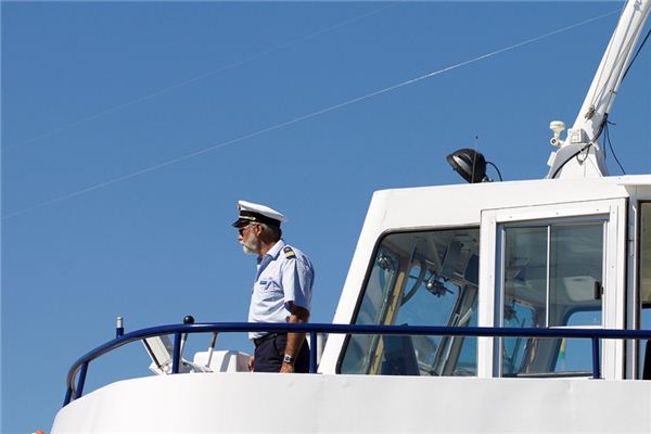 梦见船长是什么意思 梦见船长是什么意思