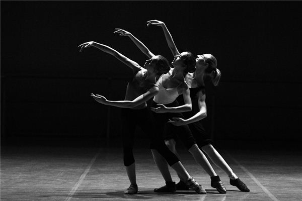 梦见演员是什么意思 梦见演员是什么意思