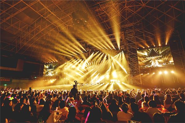 梦见很多人是什么预兆 梦见很多人是什么预兆