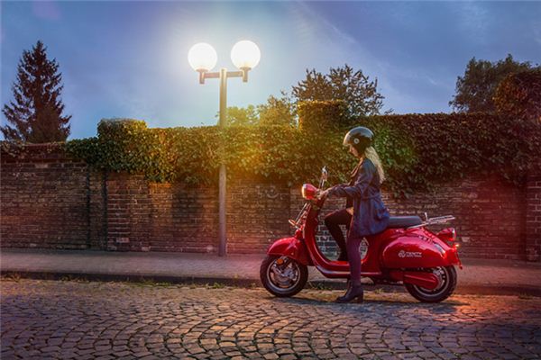 梦见骑电瓶车是什么意思 梦见骑电瓶车是什么意思