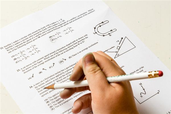 梦见写作业是什么意思 梦见写作业是什么意思