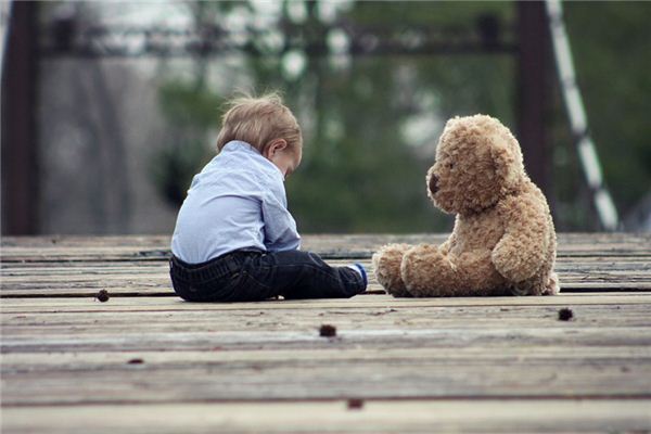 梦见小男孩死了是什么意思 梦见小男孩死了是什么意思