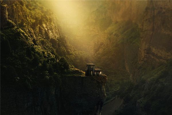 梦见万丈深渊是什么意思 梦见万丈深渊是什么意思